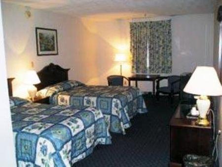 Rodeway Inn Amish Country Smoketown  Ruang foto
